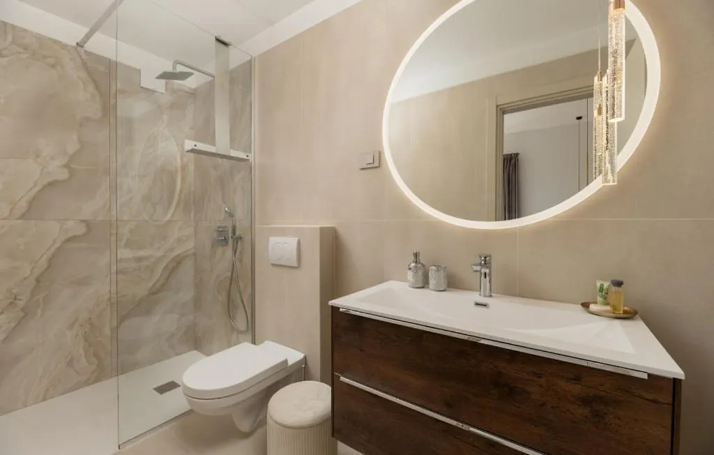 Vila Laguna Blu By Villas Guide Trget