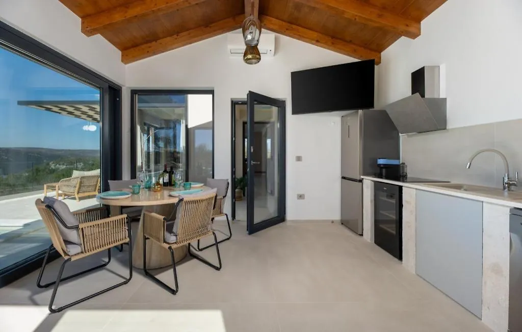 Vila Laguna Blu By Villas Guide Trget