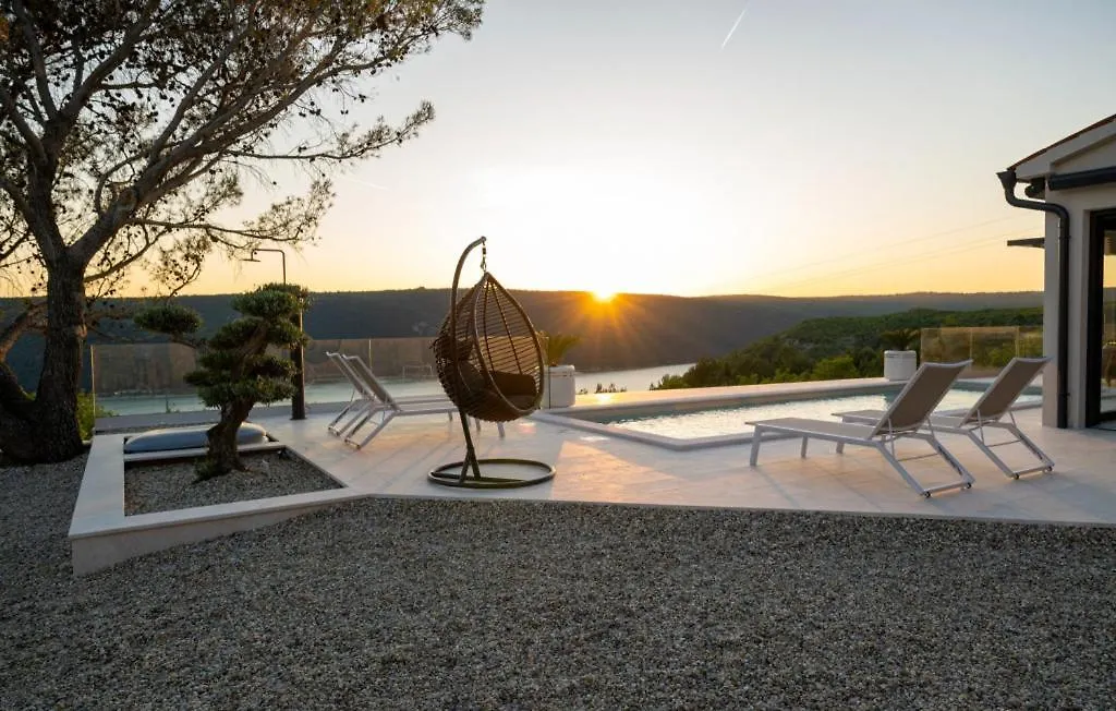 Vila Laguna Blu By Villas Guide Trget