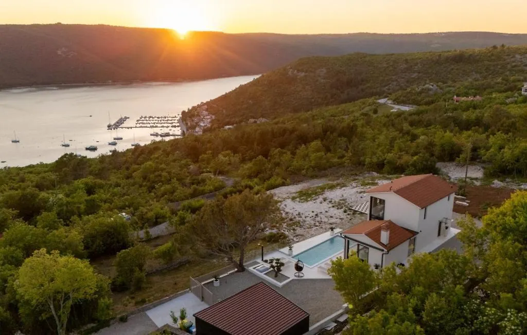 Vila Laguna Blu By Villas Guide Trget